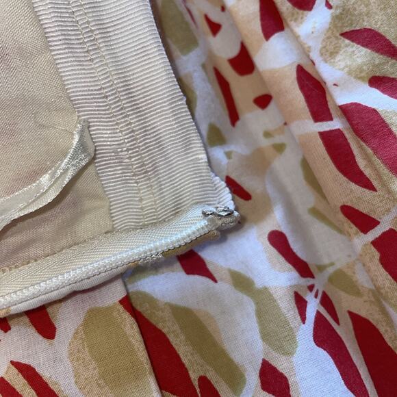 Think Tank Floral Lattice Cut Out Hem Pleated Side Zip A Line Cottagecore Sz 10 - Picture 9 of 14